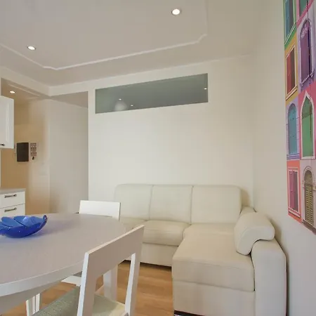 Alassio Bnb Apartments Apartamento *