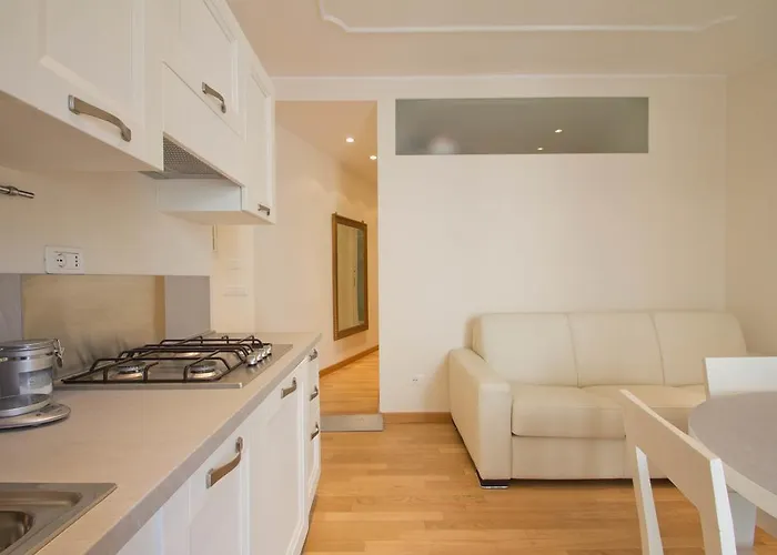 Апартаменты Alassio Bnb Apartments *