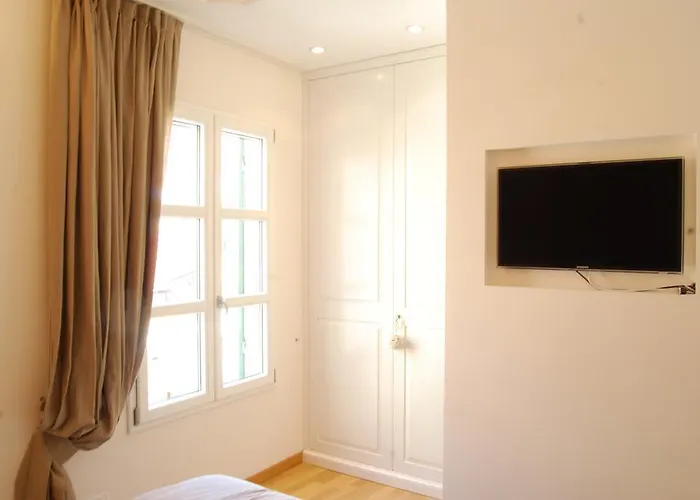 Alassio Bnb Apartments Апартаменты *